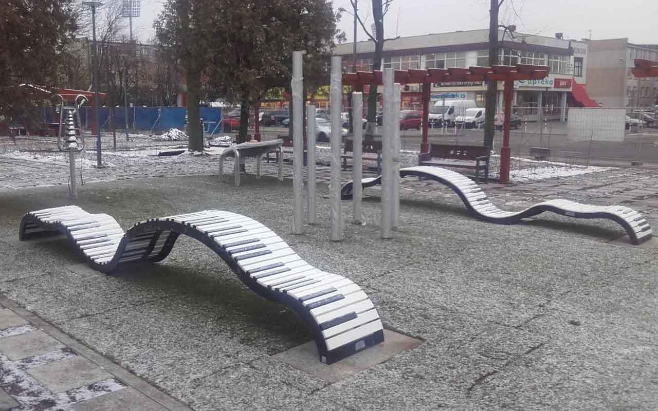PIANO - PIANO - PANCHINE ARREDO URBANO